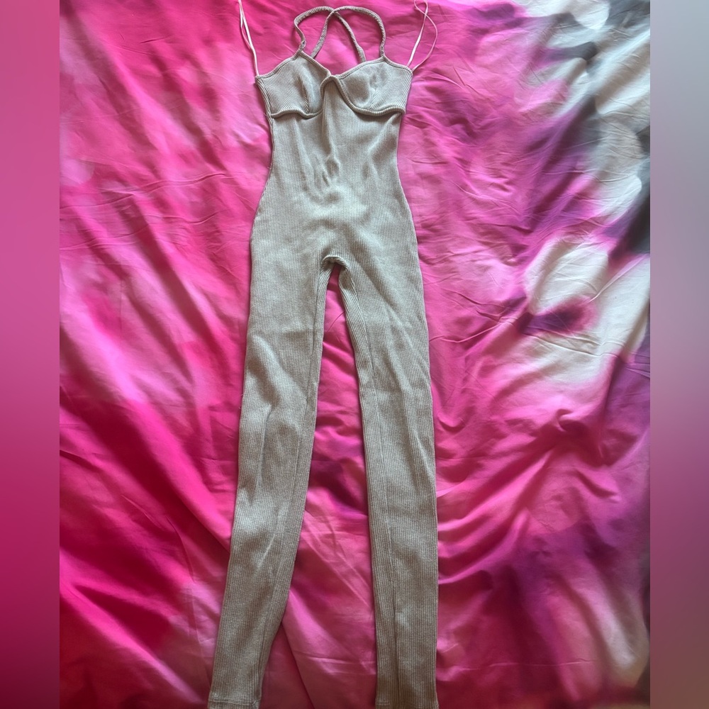 Gray Ribbed Jumpsuit - Picture 4 of 5